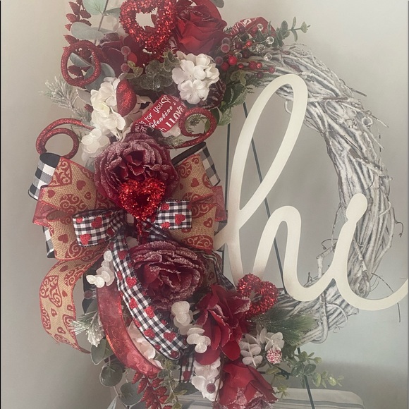 Valentine’s Wreath,Grapevine Wreath,Valentine’s decor,door hanger,wall hanger - Picture 5 of 11